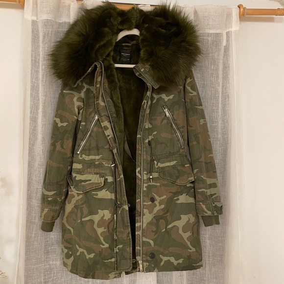 Zara Jackets & Blazers - Zara Fur Lined Camo Parka Fur Hood